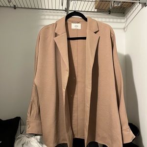 Aritzia flowy button up